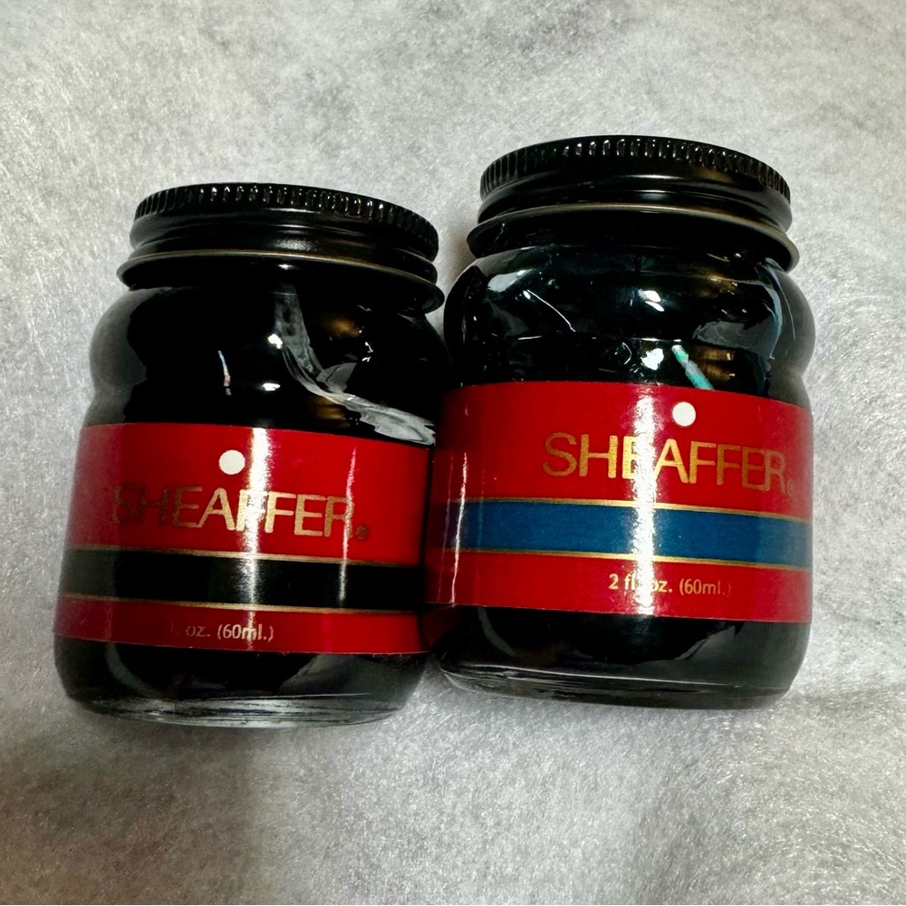 Sheaffer Fountain Pen Ink in Black and Blue